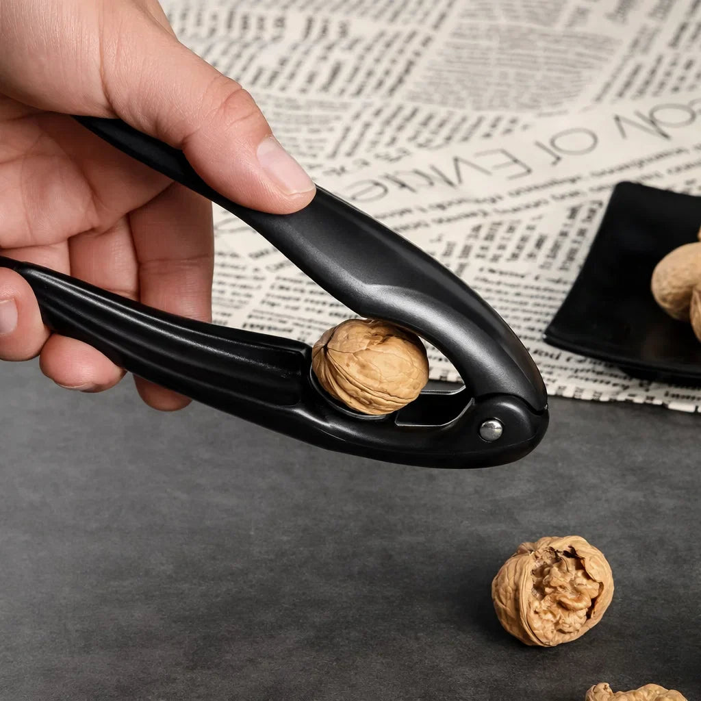 Nussschäler für Kastanien & harte Nüsse – sicher & kraftsparend product image 2