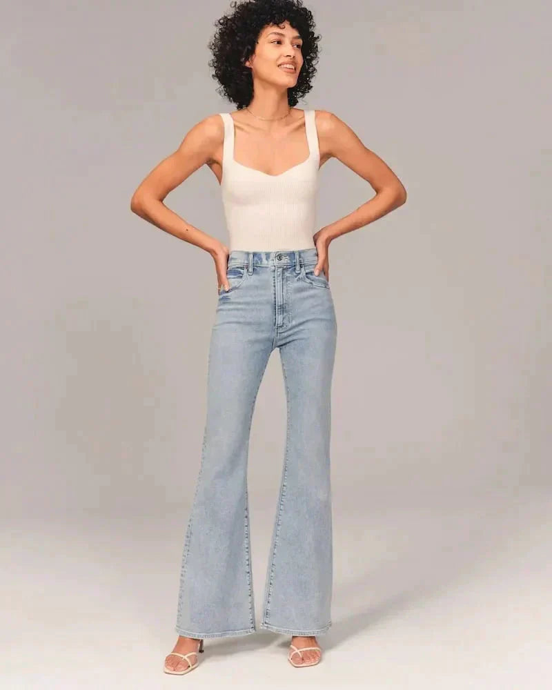 Figurformende Bootcut Jeans mit schmeichelnder Passform für Frauen
