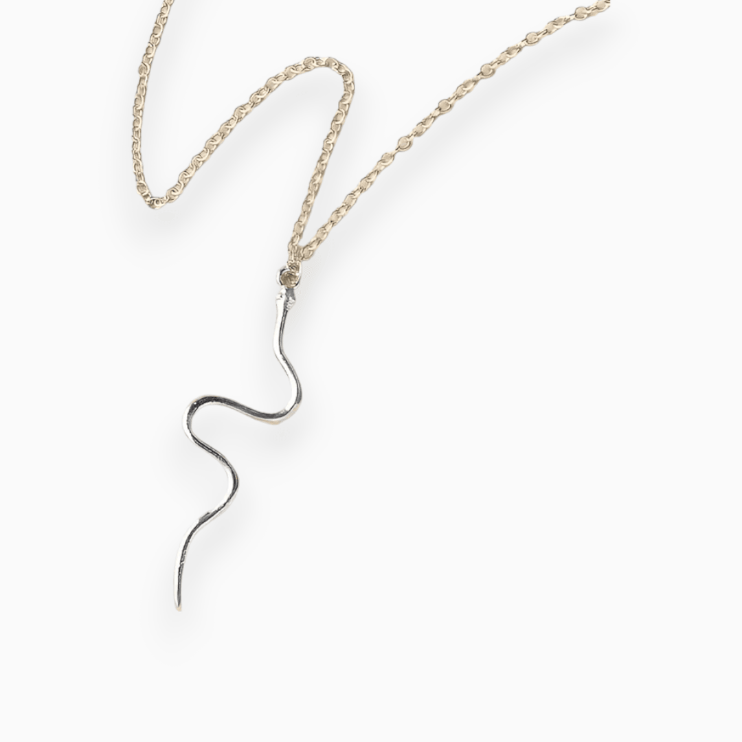 Elegante Schlangen Halskette mit anspruchsvollem Stil für Damen