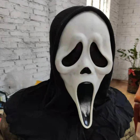 FlyingScream™ – Fliegender Halloween-Geist Dekoration [50% Rabatt]
