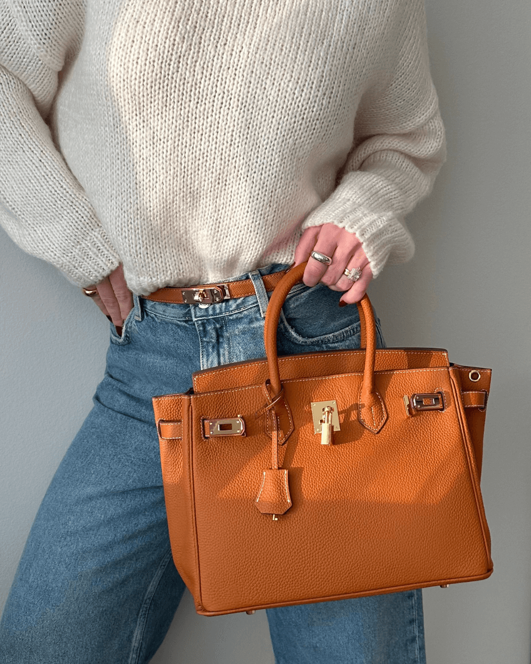 Edle Lederhandtasche mit anspruchsvollem Design für Damen