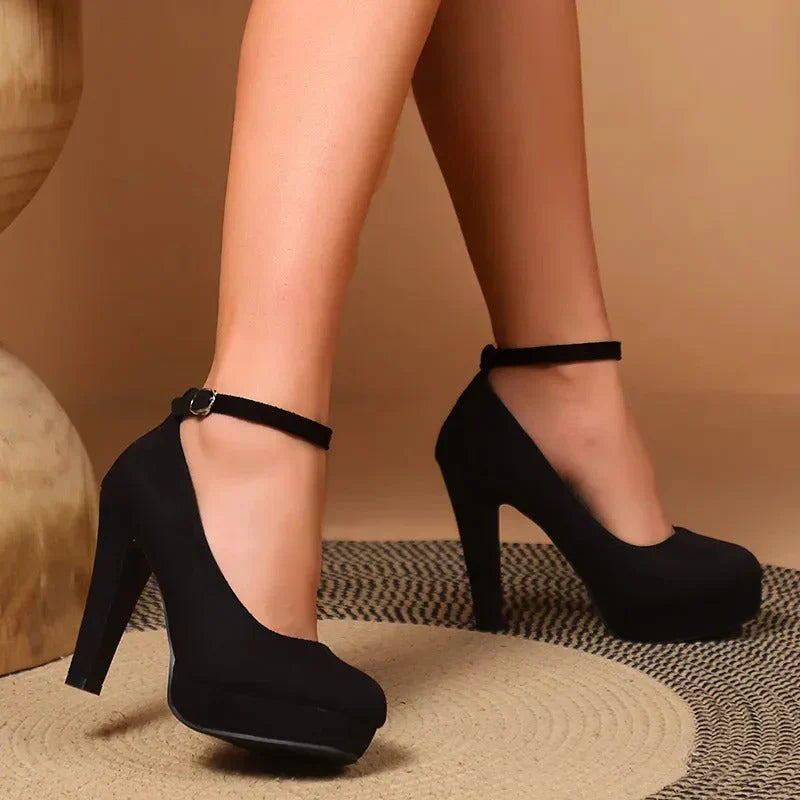Elegante Plateauschuhe mit stilvollem Absatz für Damen