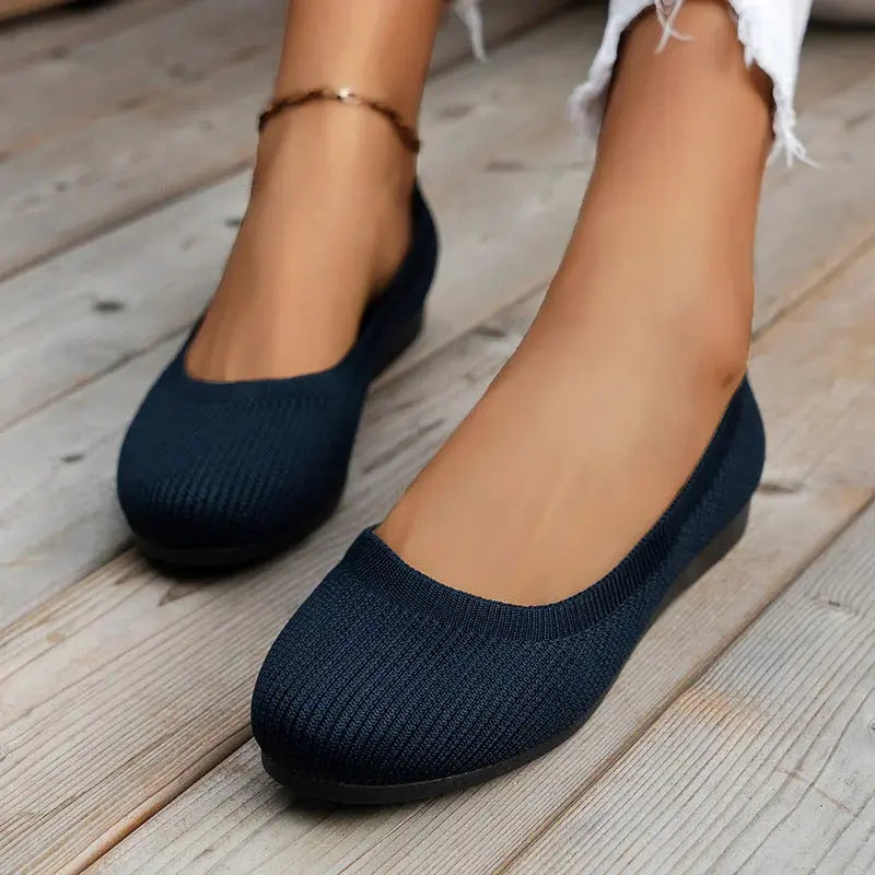 Modische minimalistische Schuhe für Frauen