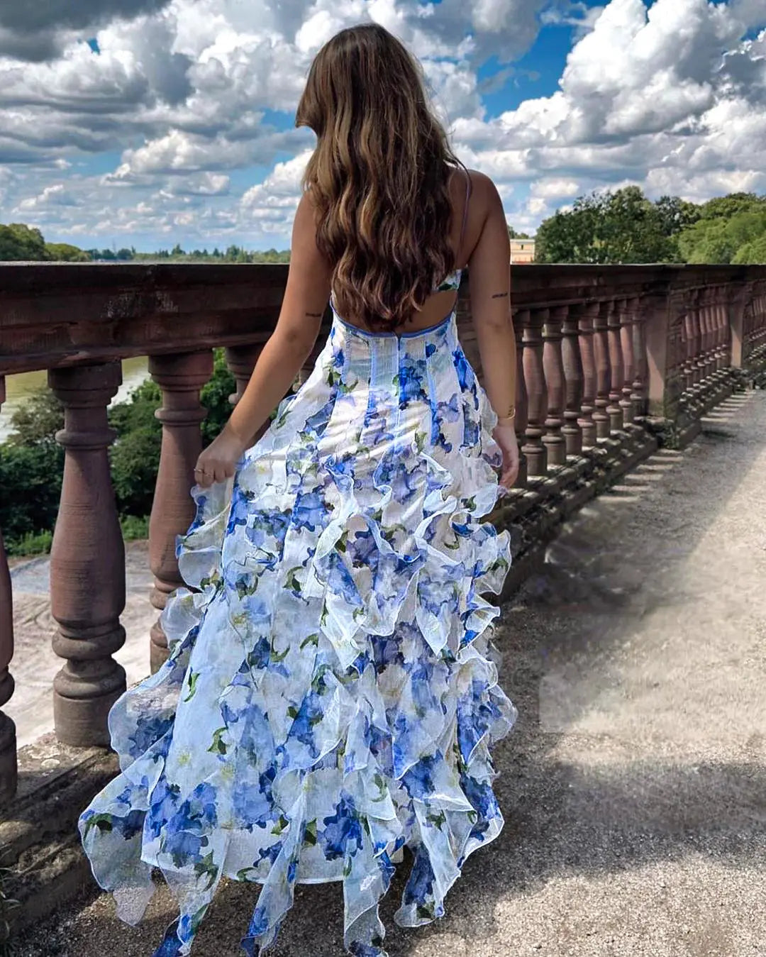 Rüschenblumenkleid mit fließender Silhouette und atmungsaktivem Stoff für Frauen