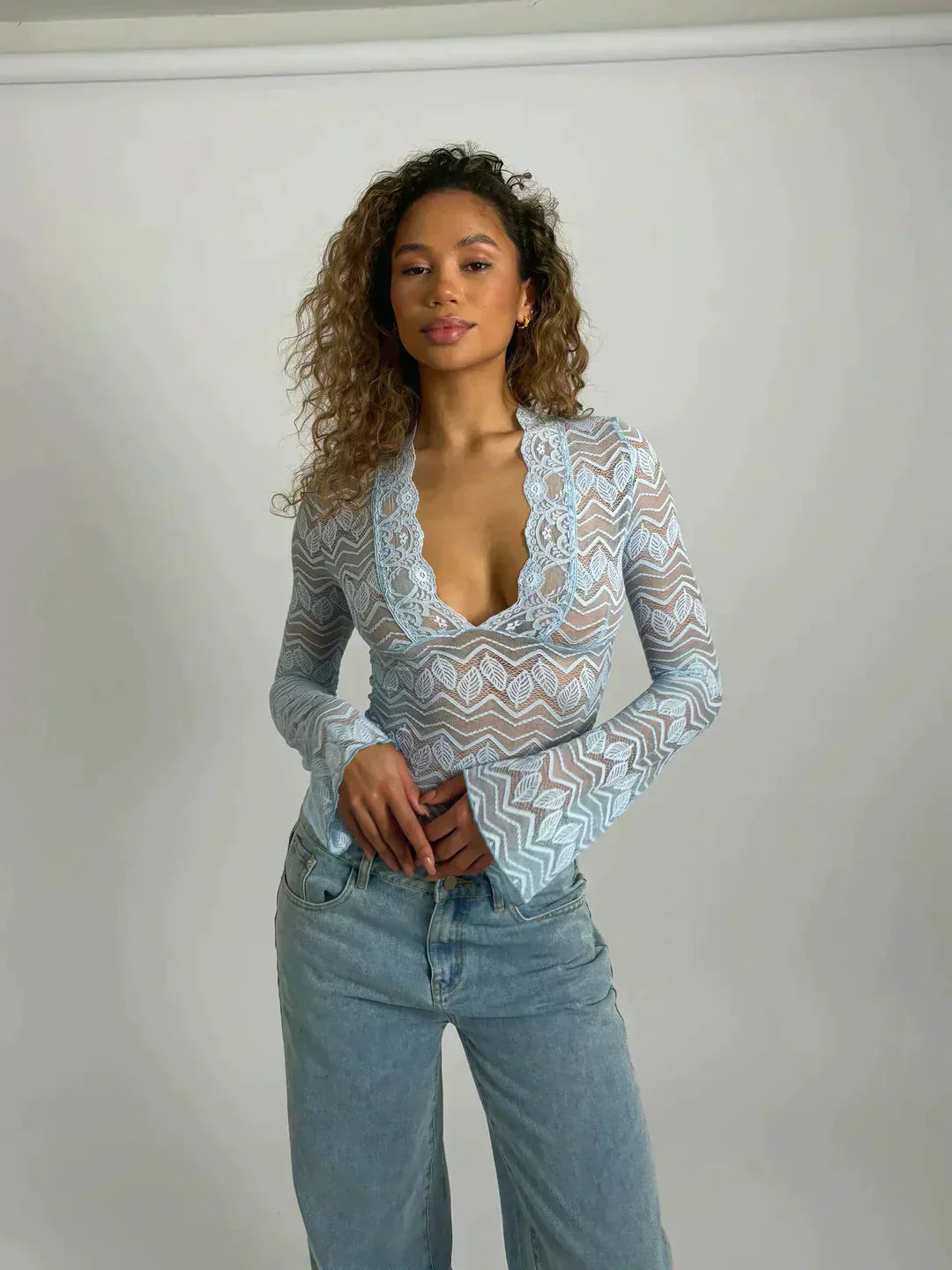 Spitzenbesetztes Crop-Top für Frauen