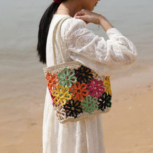Schultertasche aus Stroh mit Blumenverzierung für Frauen
