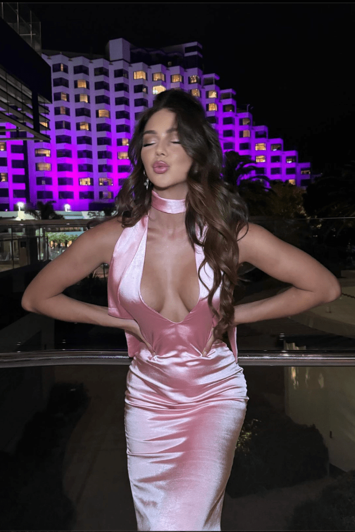 Maxikleid Aus Satin Mit Bindekragen Für Frauen