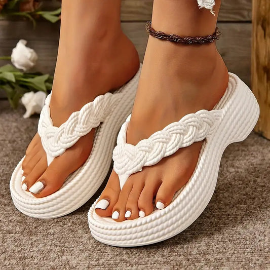 Saela | Bequeme Plateau-Flip-Flops Damen