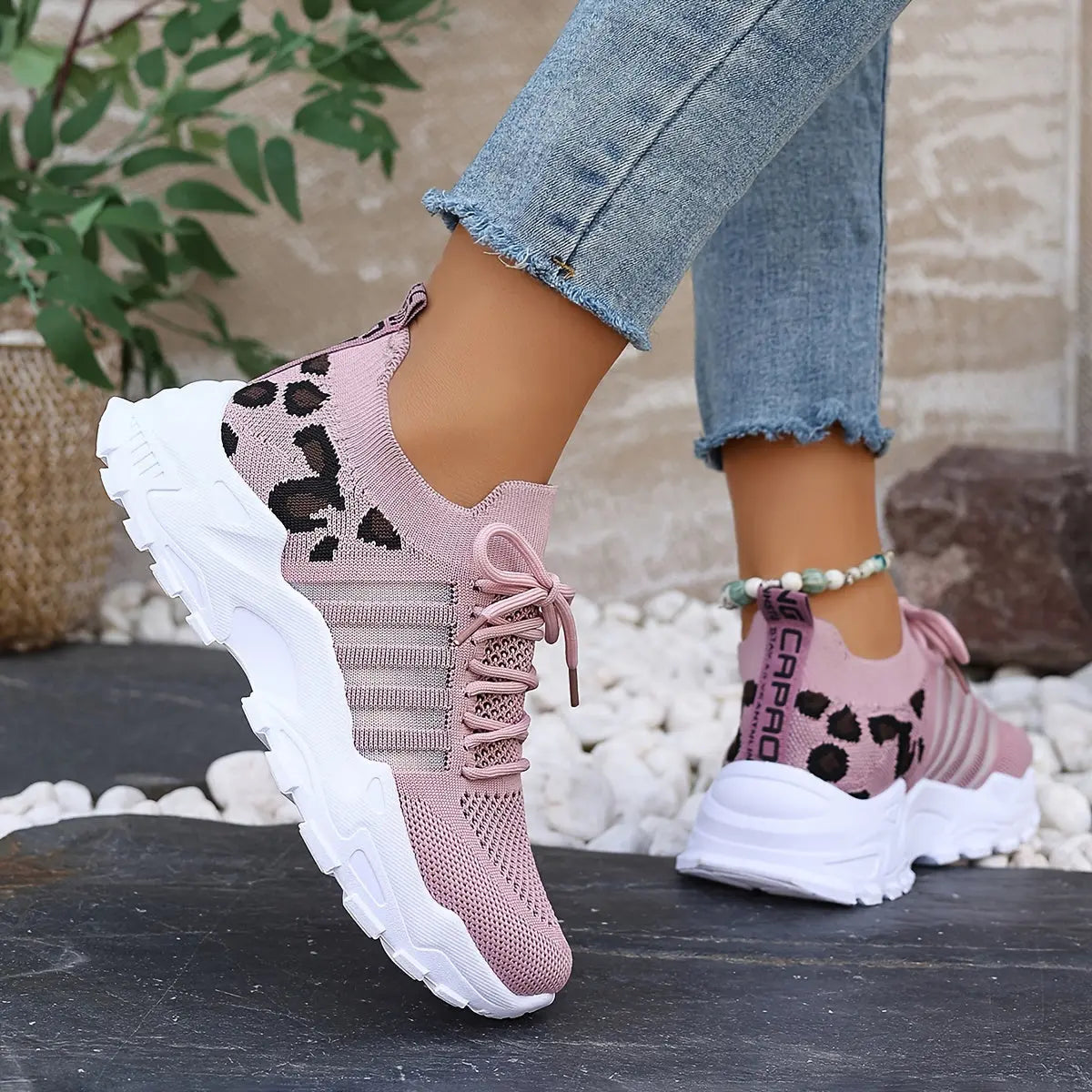Lässige Sportschuhe für Frauen