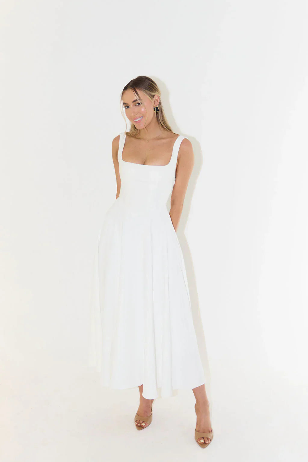 Calandra | Midikleid mit quadratischem Ausschnitt