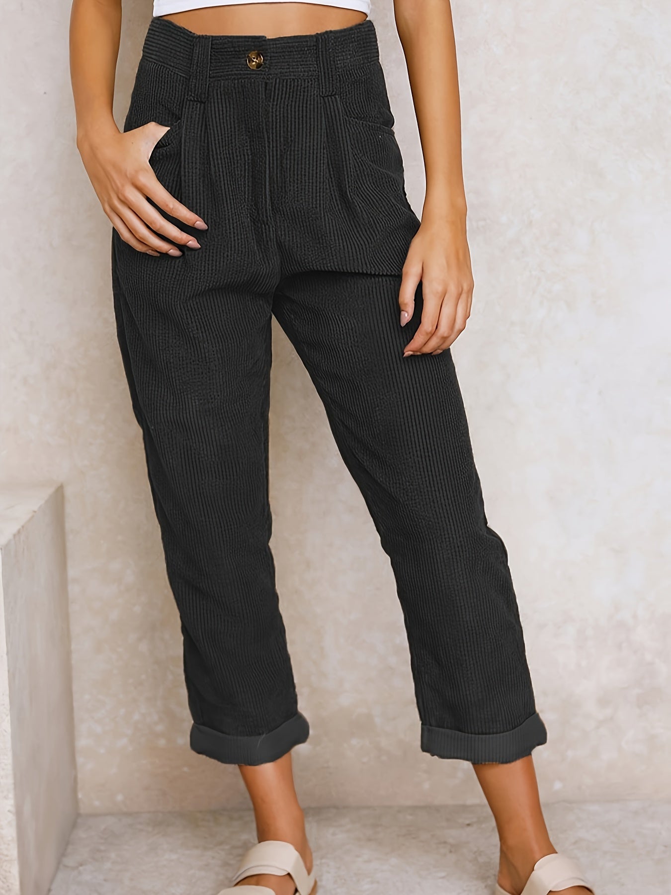 Cordhose mit hohem Bund und umgeschlagenem Saum für Frauen