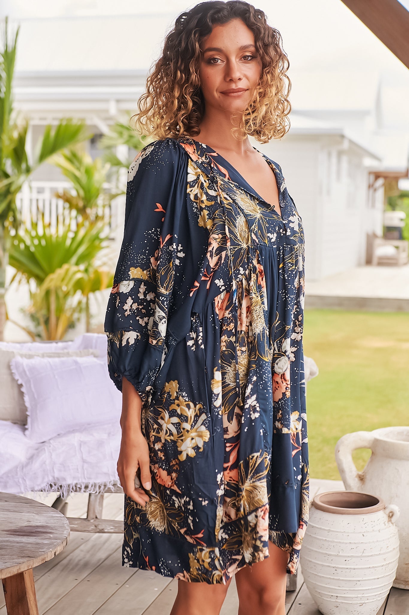 Elaria | Verspieltes Indigo Minikleid