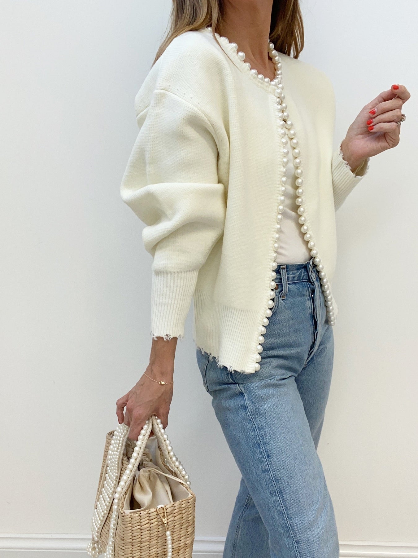 Lumen | Strickjacke mit Perlenbesatz und geripptem Saum