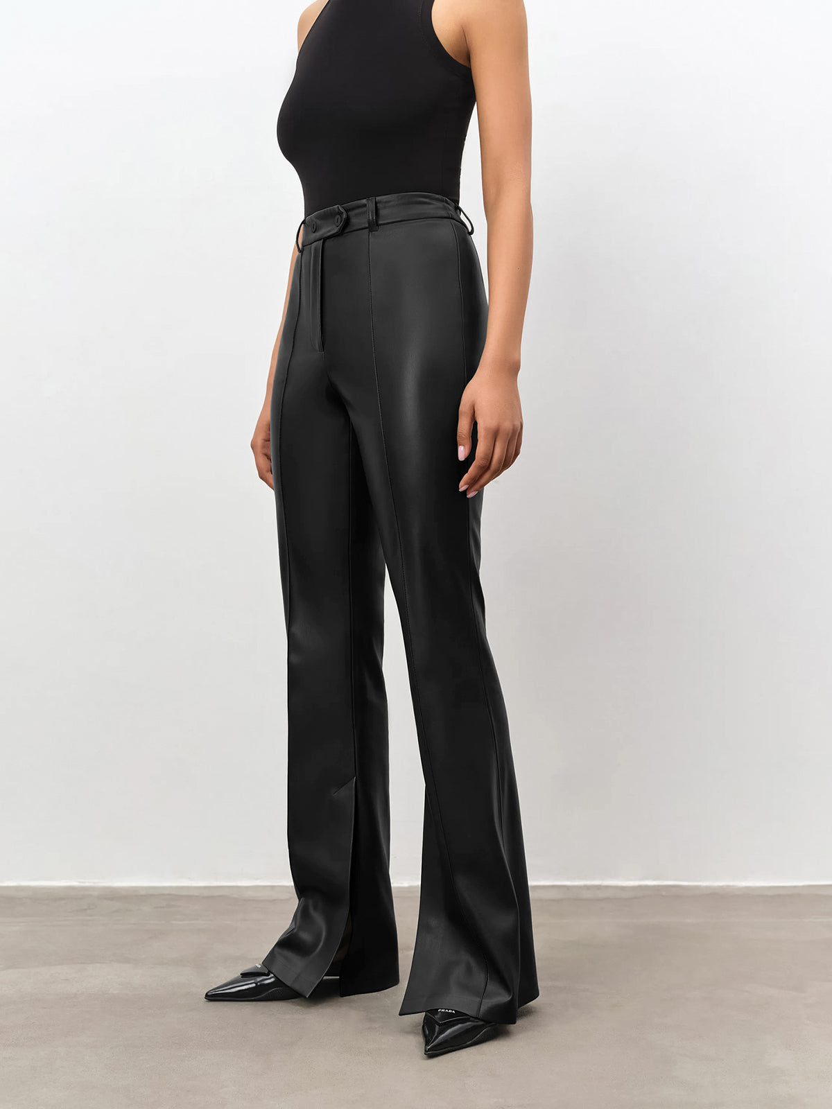 Geformte High Waist Schlaghose in Lederoptik für Damen