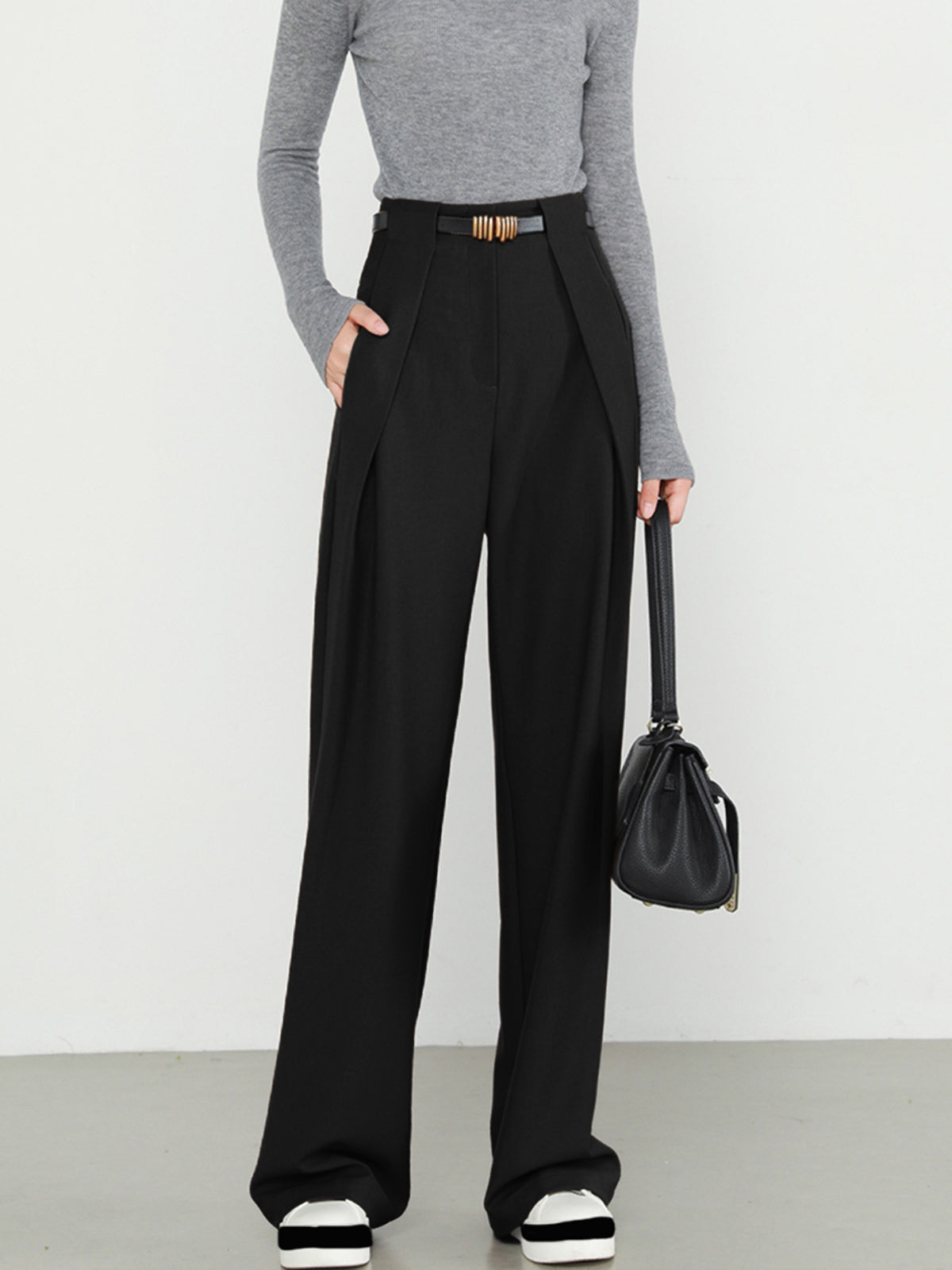 Elegante Stoffhose mit geradem Bein und praktischen Taschen für Frauen