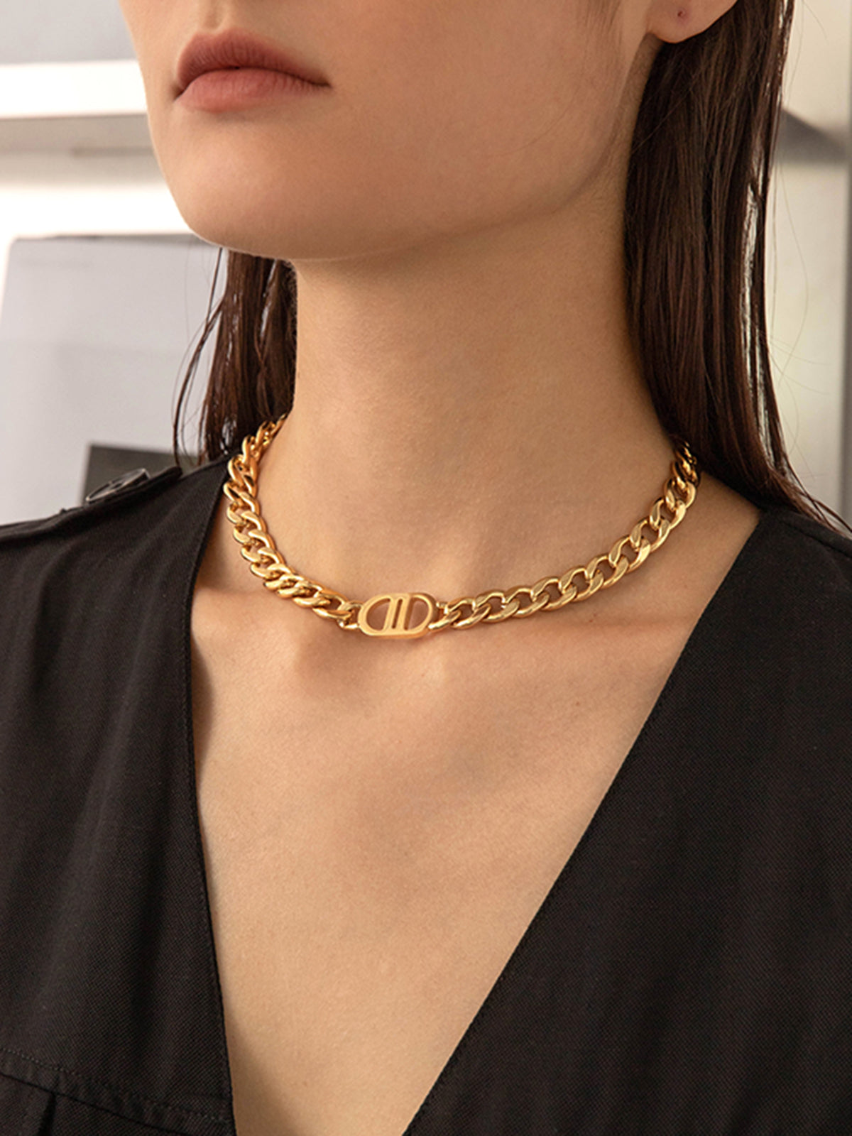Doppelte D Halskette mit elegantem Design für Damen
