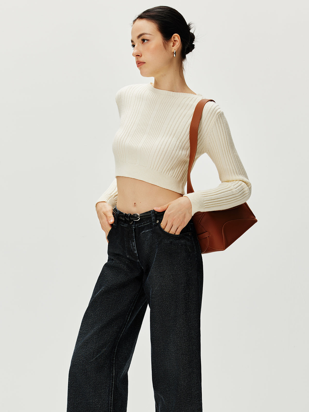 Stricktop mit offenem Rücken und raffinierten Details für Frauen