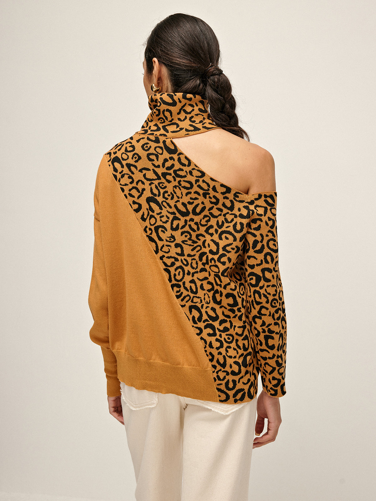 Asymmetrischer Pullover mit trendigem Design für Frauen
