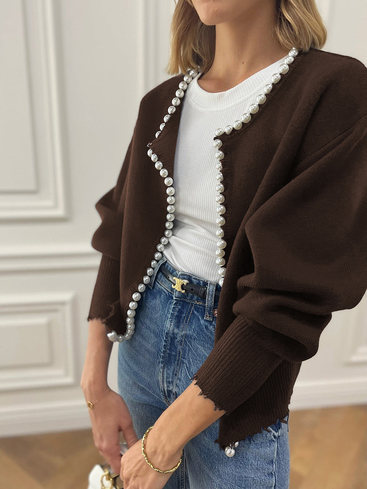 Lumen | Strickjacke mit Perlenbesatz und geripptem Saum