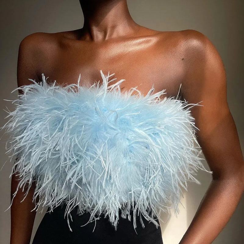 Luxuriöses Woll Bandeau Top mit Federschmuck für Damen