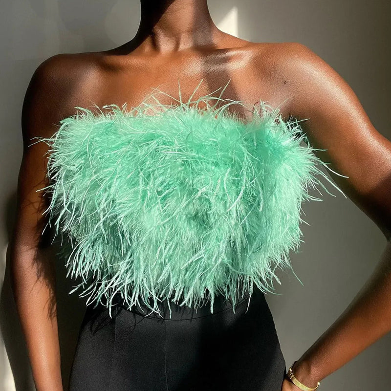 Luxuriöses Woll Bandeau Top mit Federschmuck für Damen