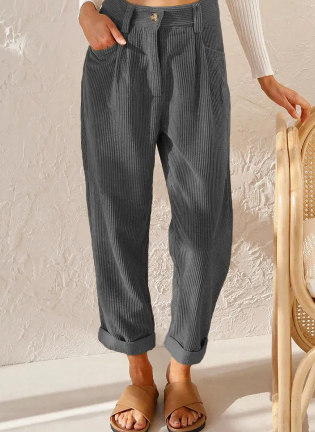 Ingram | Smarte Cordhose mit weitem Schnitt