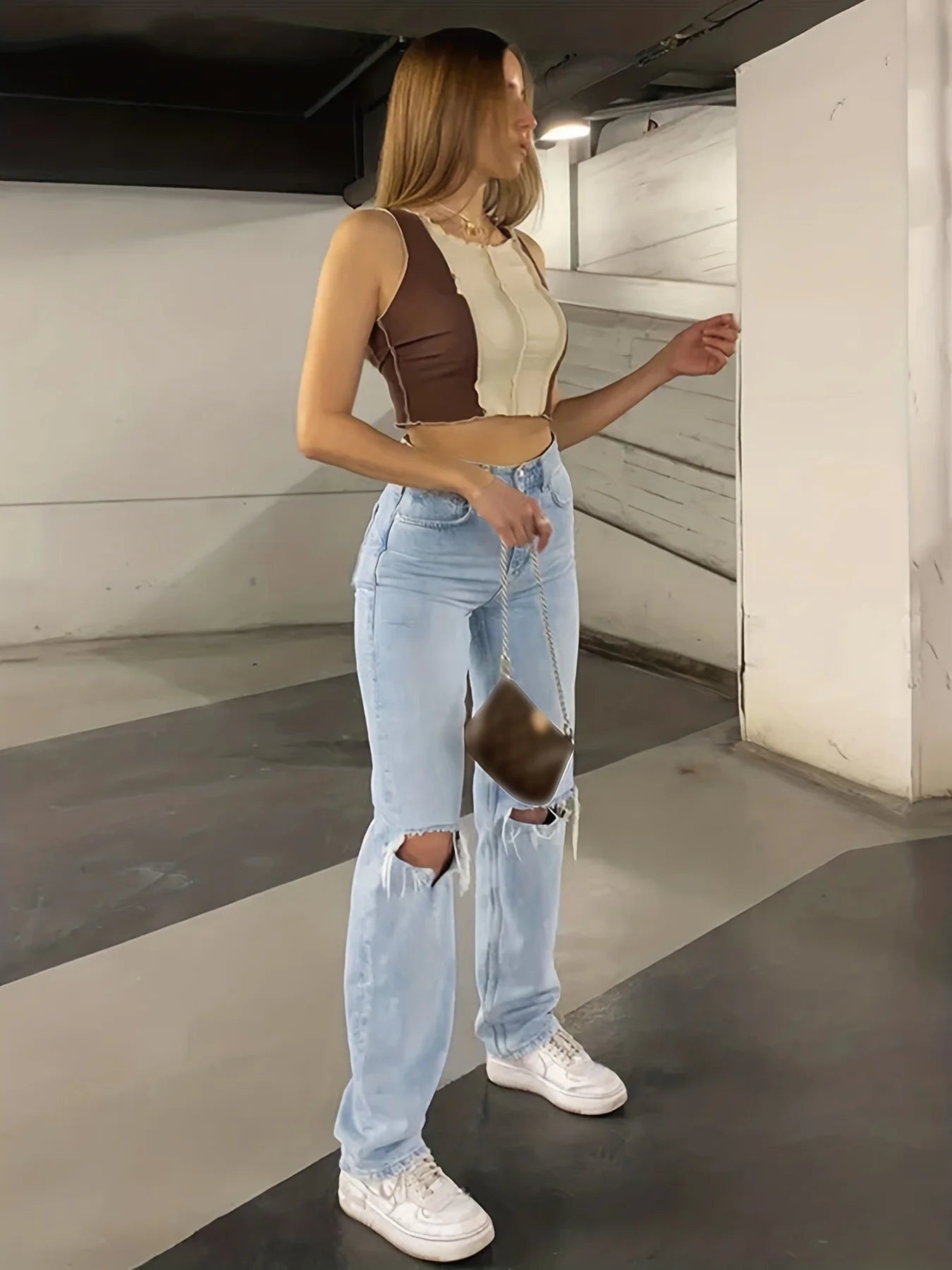Gerade geschnittene Jeans mit Rissen für Frauen