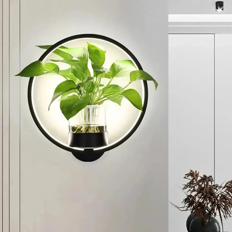 Botanische Wandleuchte mit integriertem Pflanzenelement product image 4