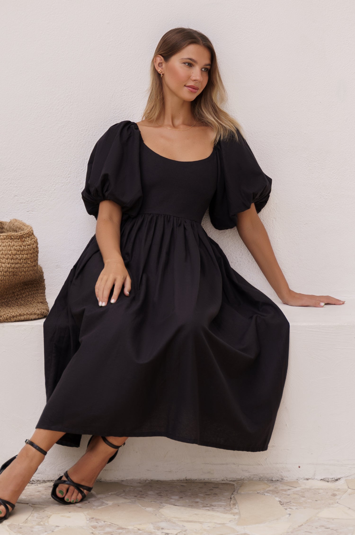 Aliantha | Elegantes Midikleid mit Puffärmeln