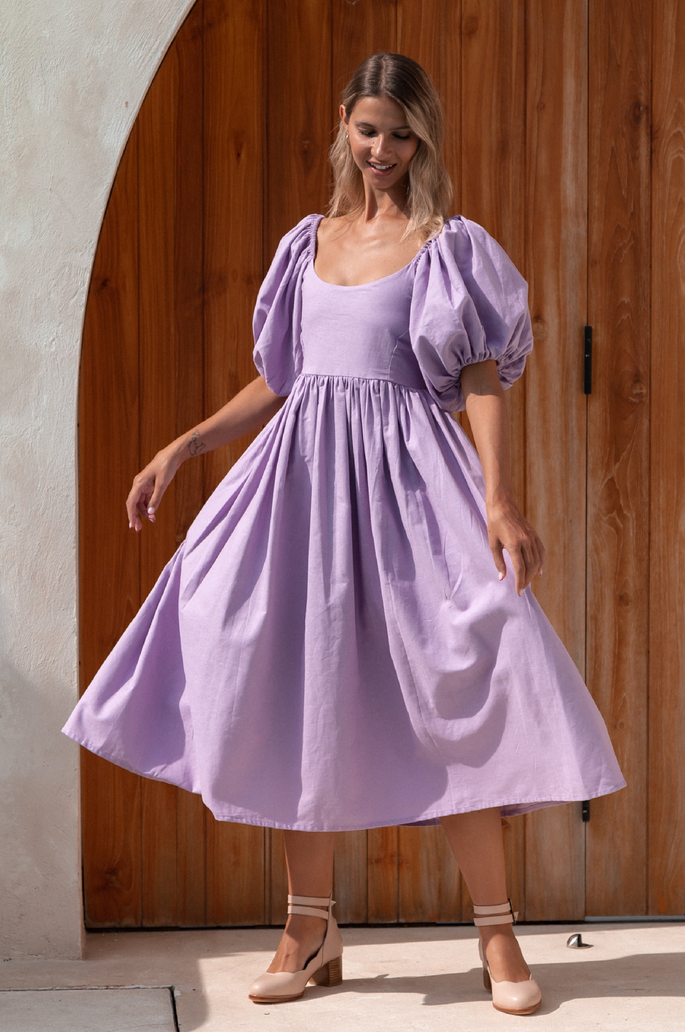 Aliantha | Elegantes Midikleid mit Puffärmeln