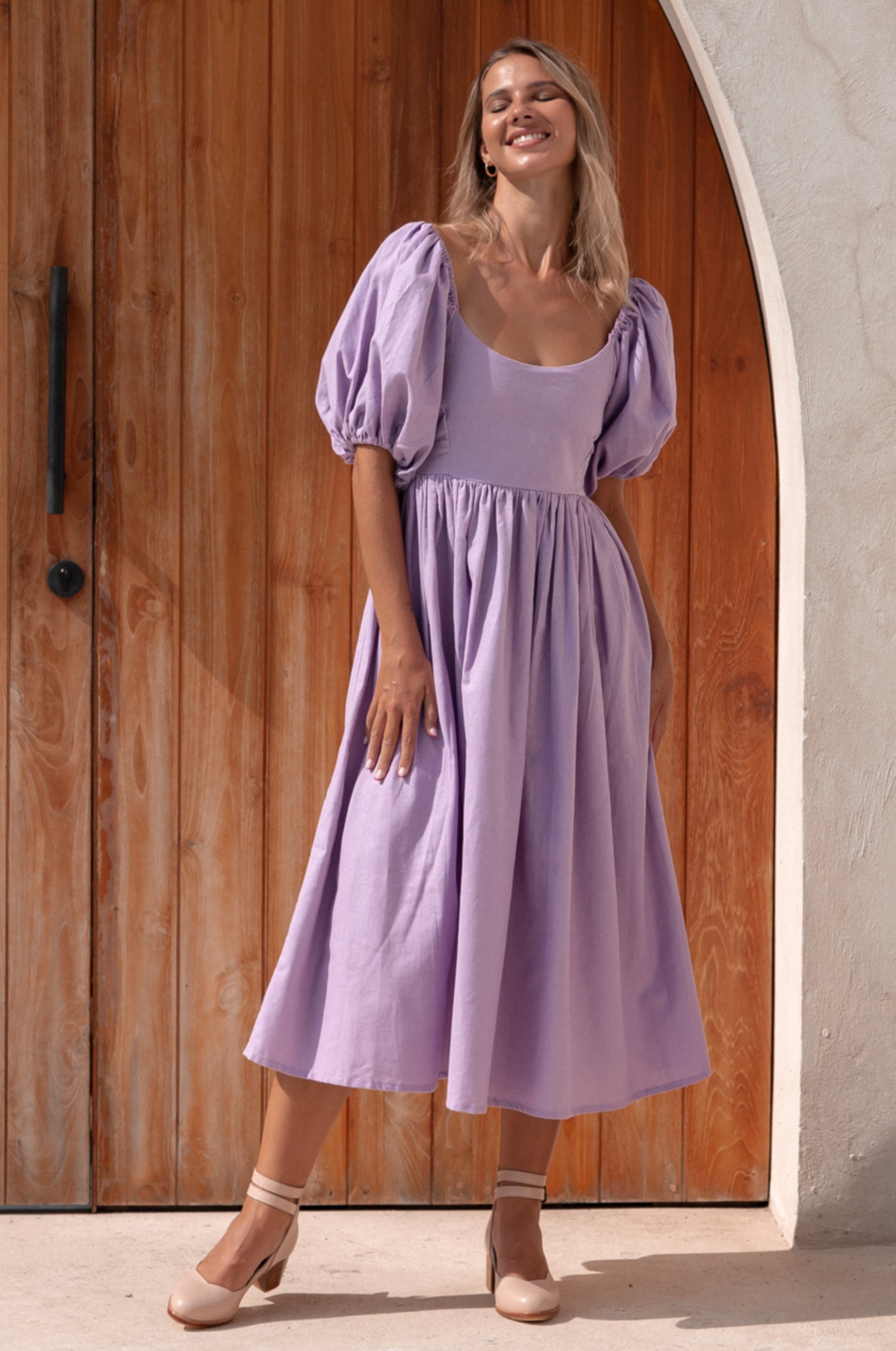 Aliantha | Elegantes Midikleid mit Puffärmeln