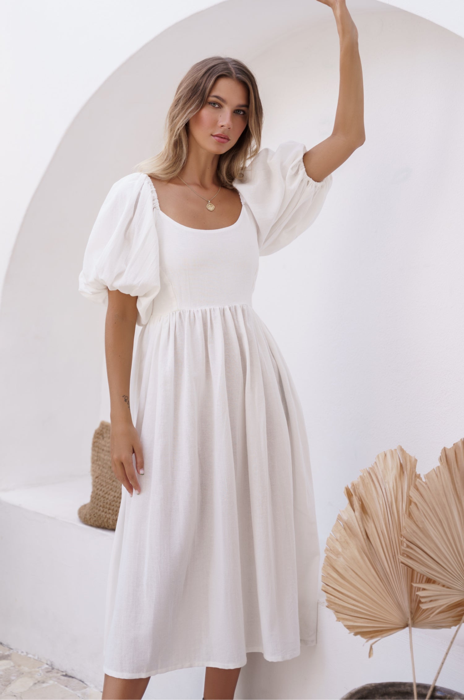 Aliantha | Elegantes Midikleid mit Puffärmeln