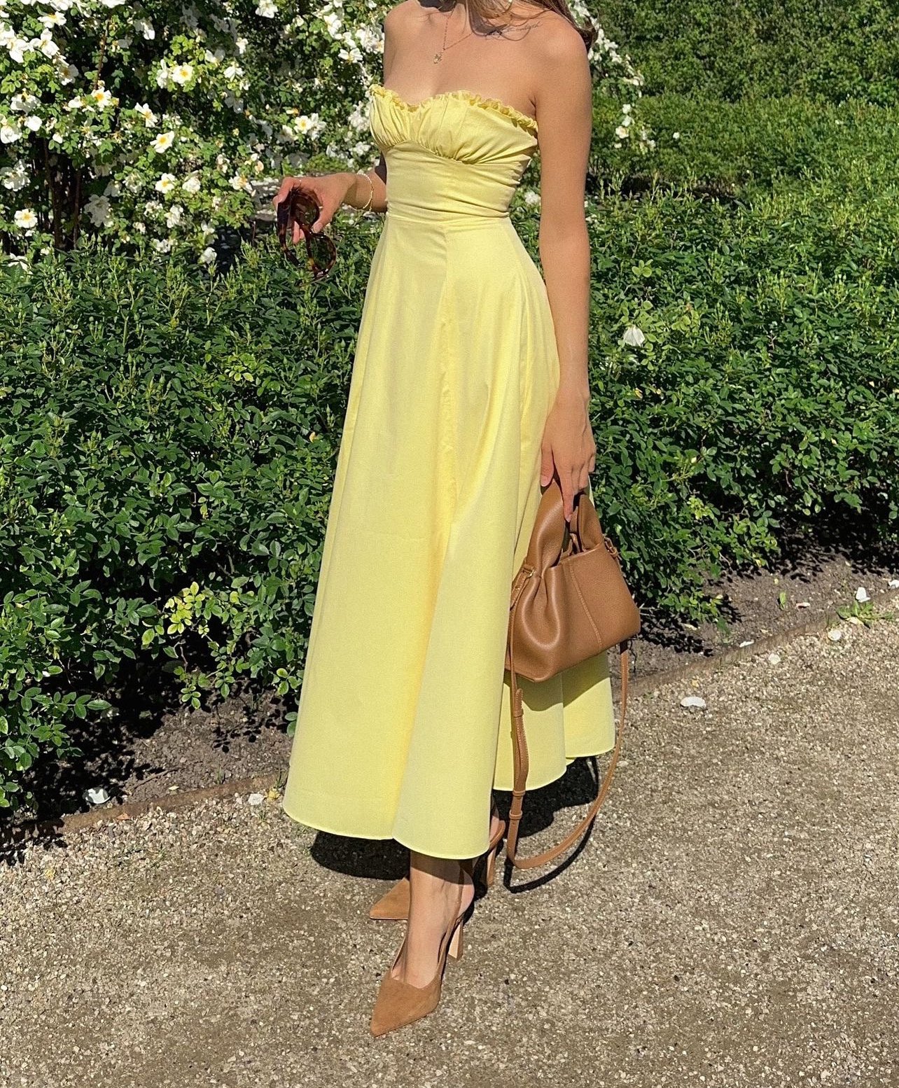 Zitronengelbes Midikleid Mit Korsettpassform Für Frauen