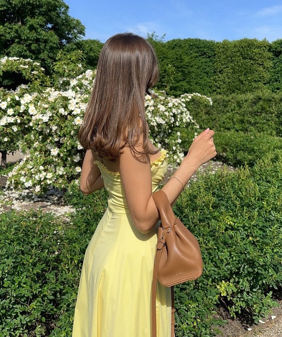 Zitronengelbes Midikleid Mit Korsettpassform Für Frauen