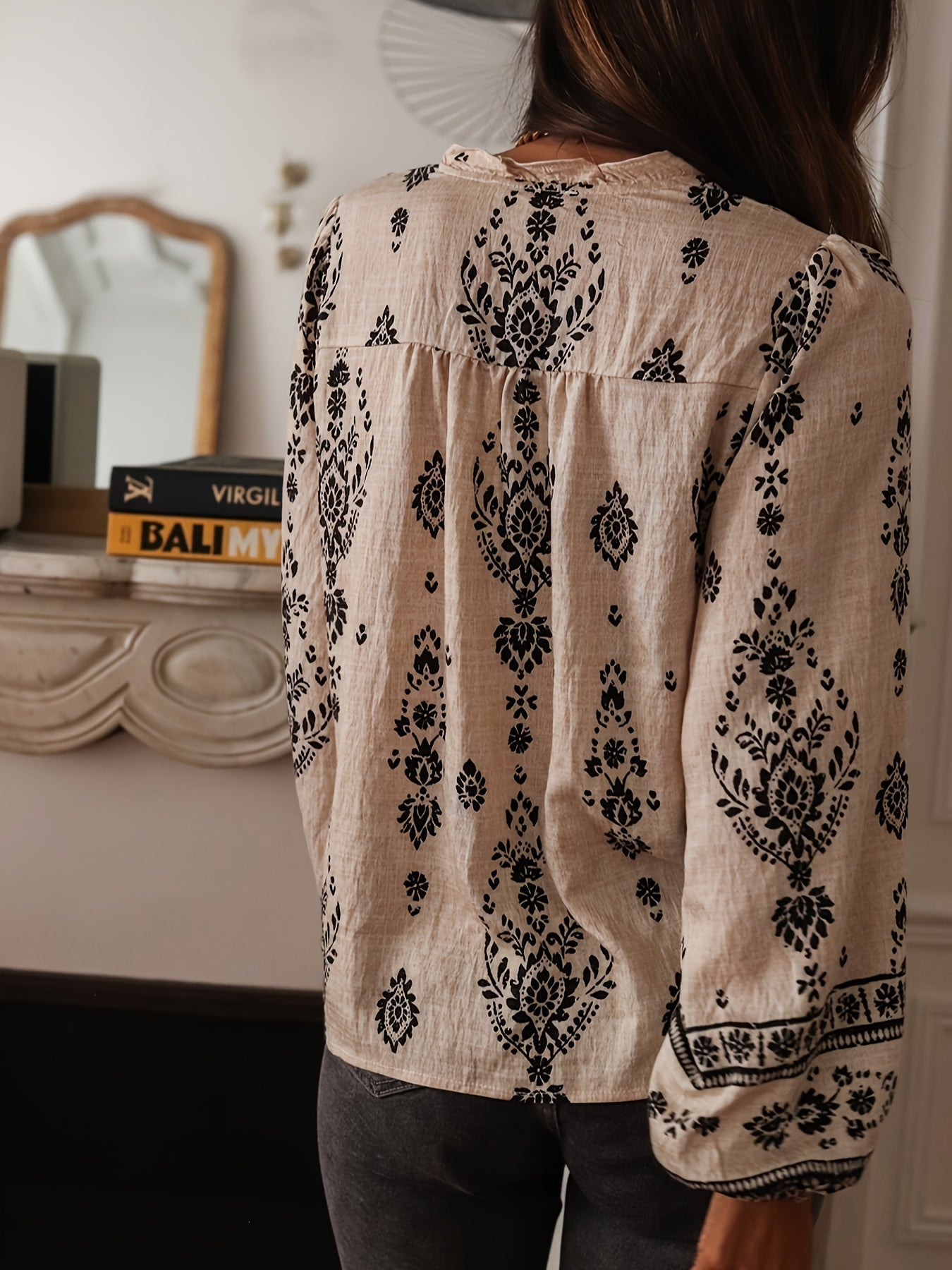 Weite Bluse mit Blumenmuster und Laternenärmeln für Frauen