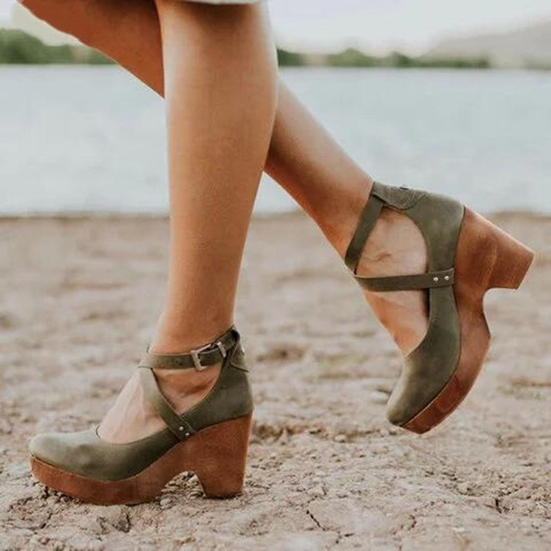 Halyra | Keilabsatz-Schuhe mit Riemchen