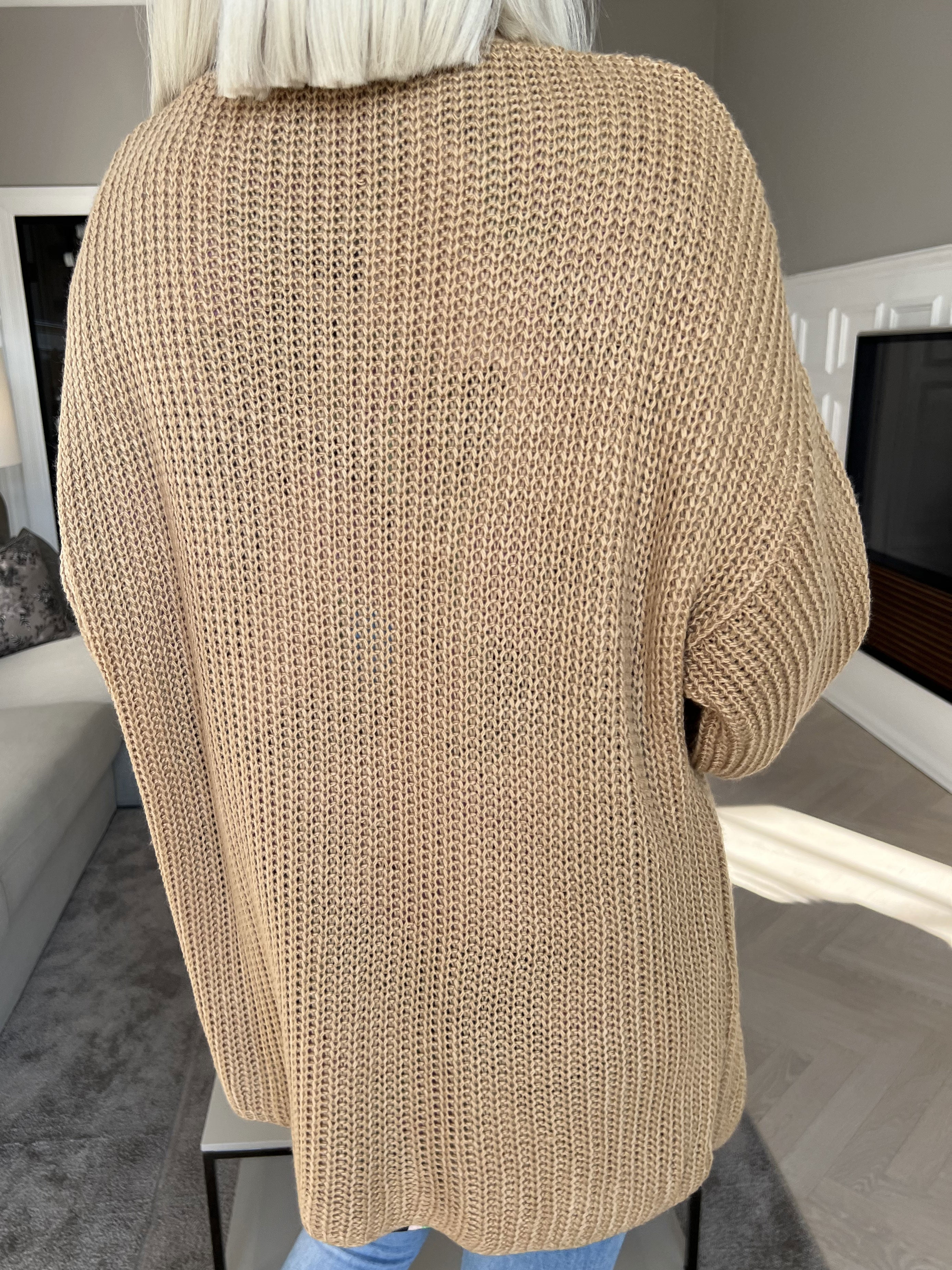 Zephyrielle | Kurzstrick-Cardigan mit Ballonärmeln