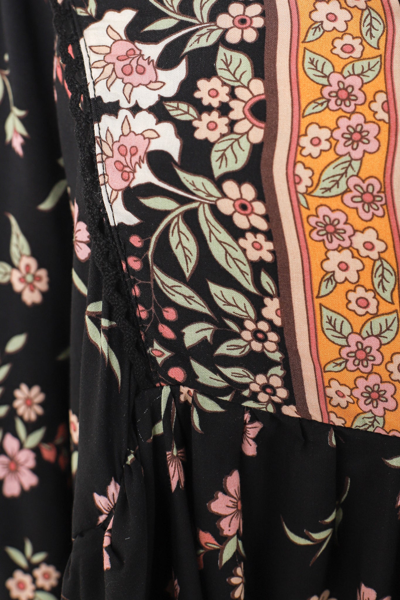 Belva | Feminines Wickelkleid mit Print