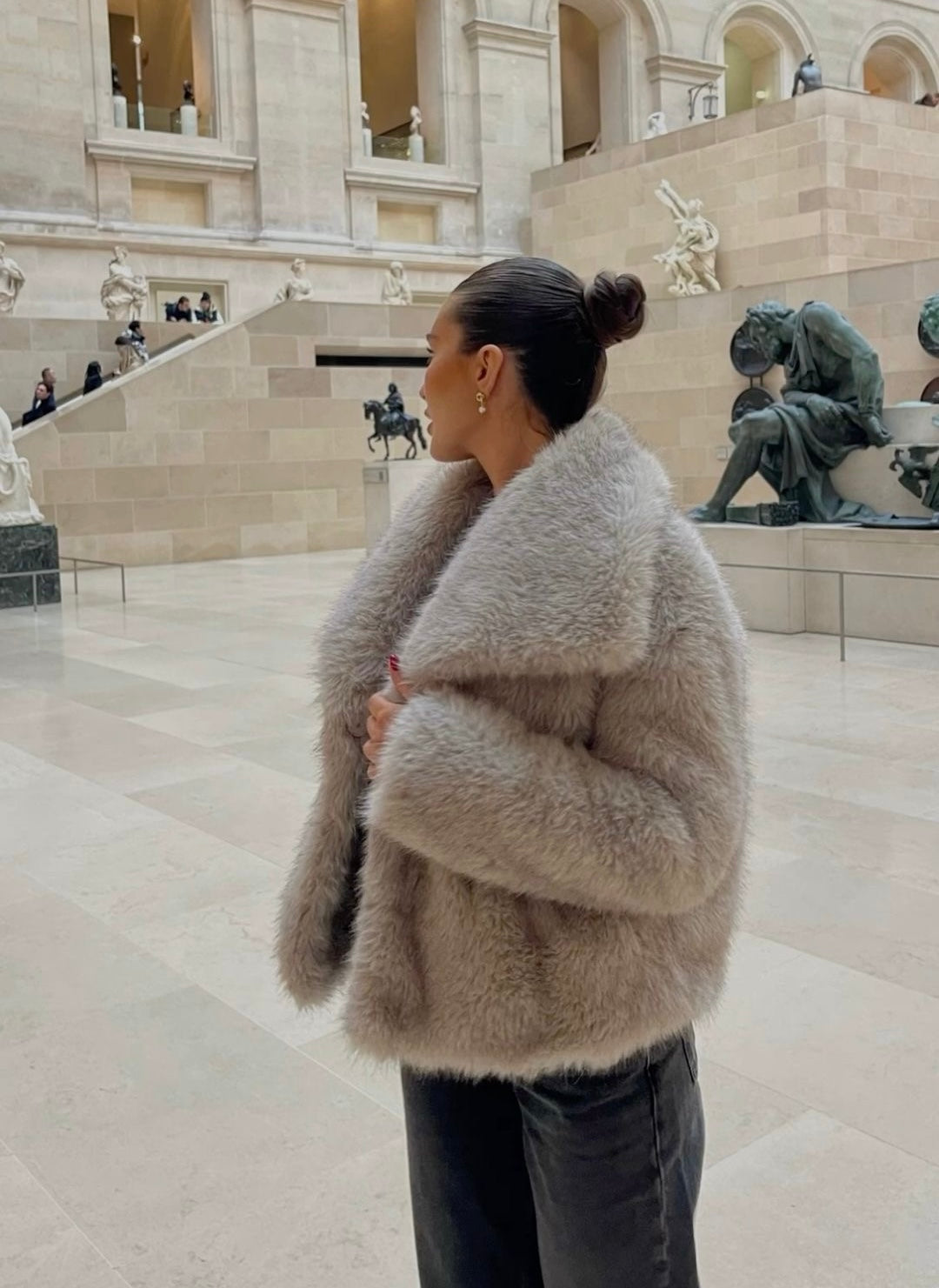 Bellamy | Luxuriöse Kunstpelz-Jacke
