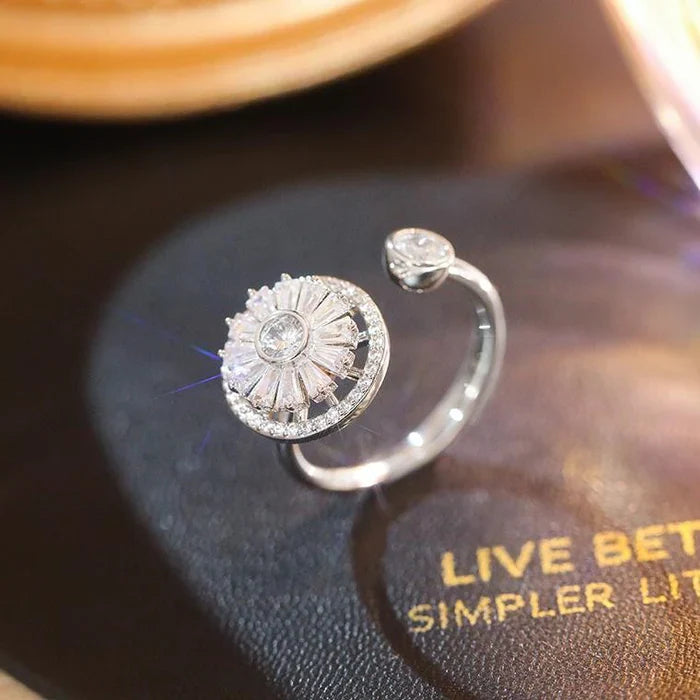 Estina™ Drehbarer Diamantring im schlanken Design [50% Rabatt]