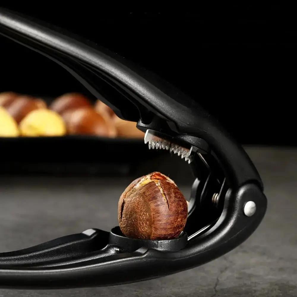 Nussschäler für Kastanien & harte Nüsse – sicher & kraftsparend product image 5