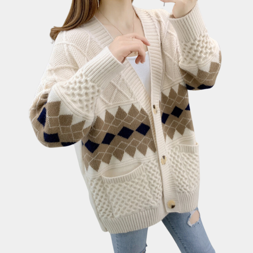 Clementia | Bequeme Strickjacke für Frauen