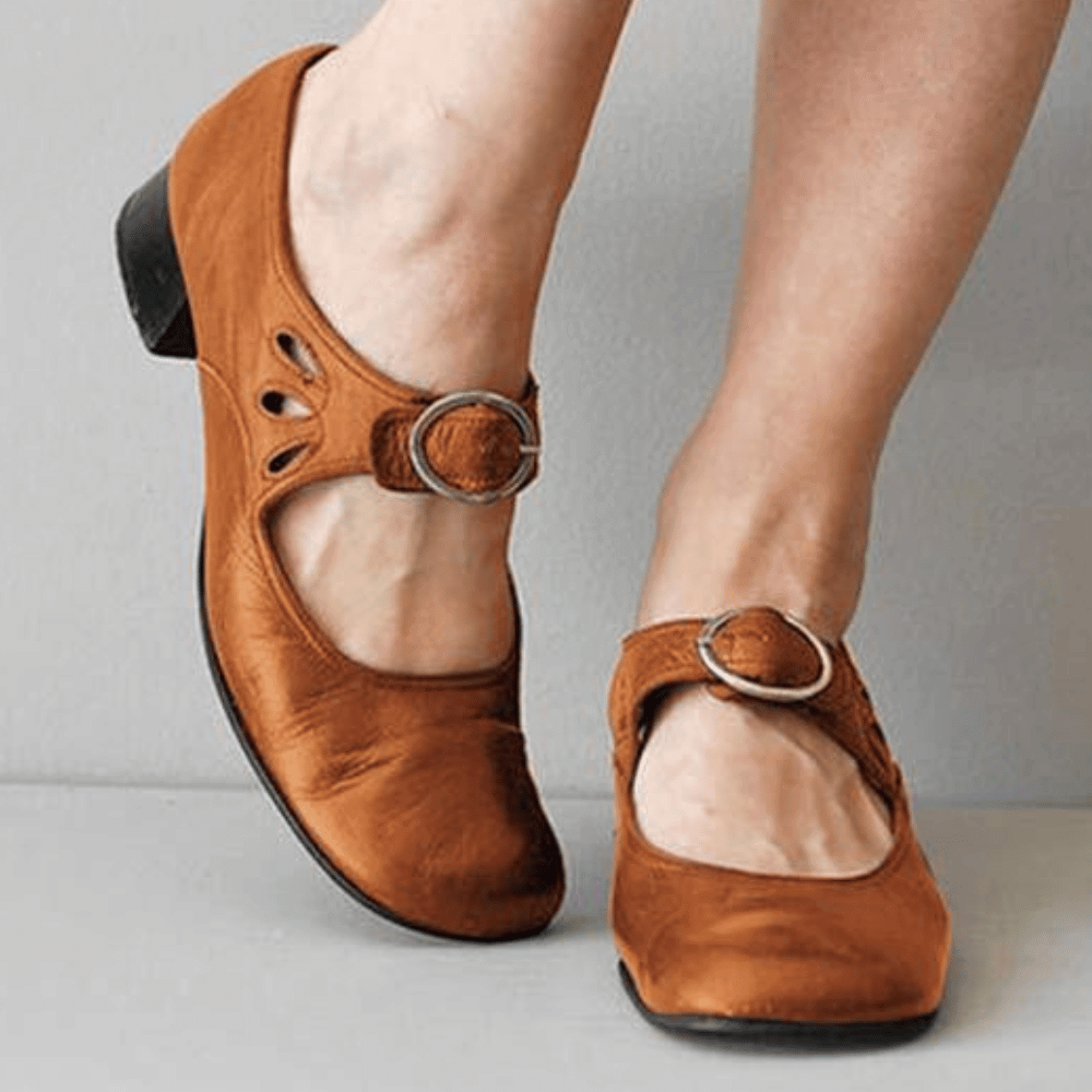 Einzigartige Ledersandalen mit bequemer Passform für Frauen