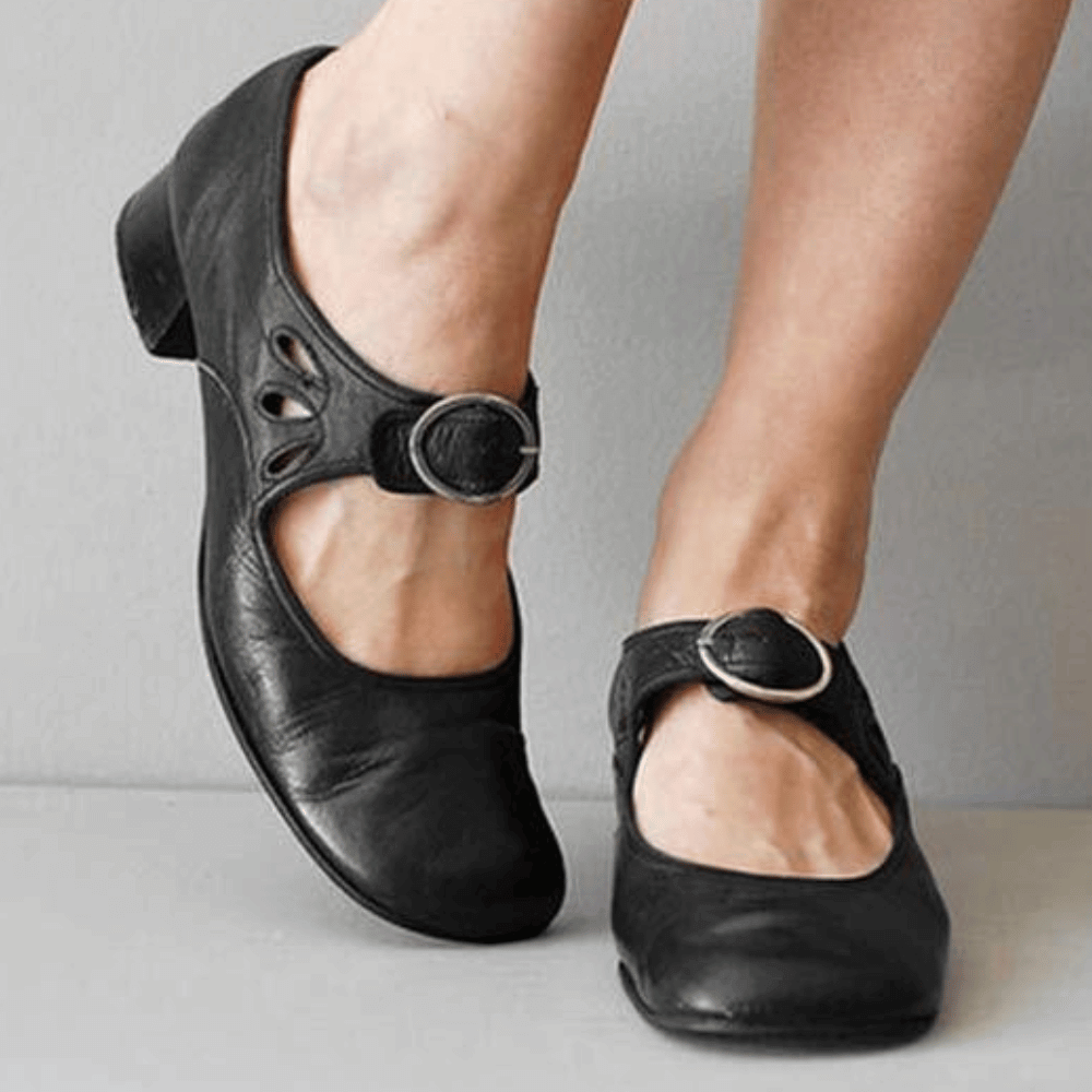 Einzigartige Ledersandalen mit bequemer Passform für Frauen
