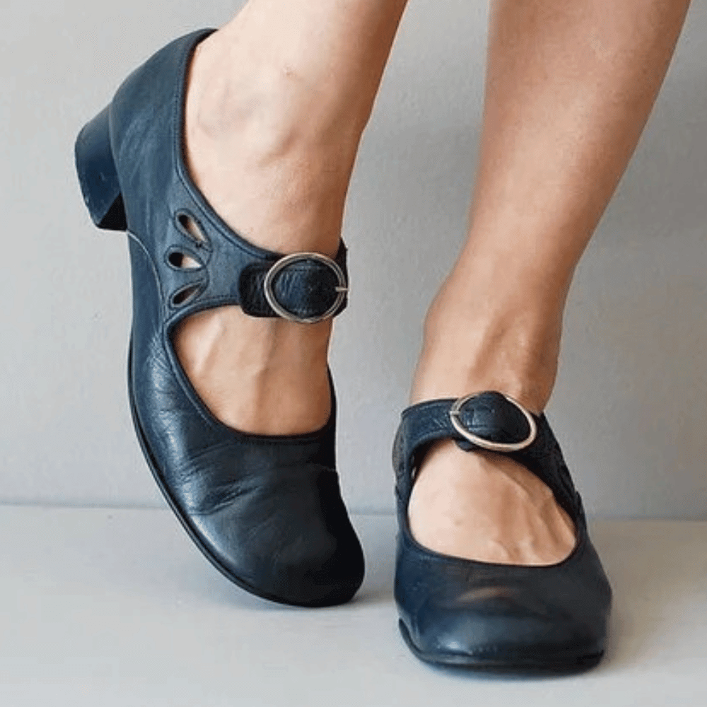 Einzigartige Ledersandalen mit bequemer Passform für Frauen