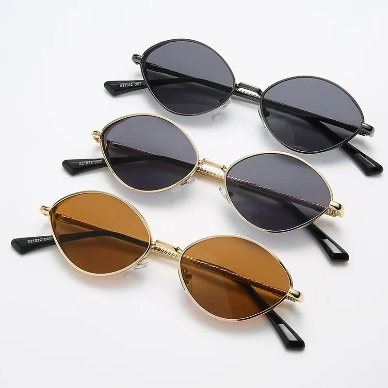 Retro Ovale UV Sonnenbrille mit klassischem Charme für Damen
