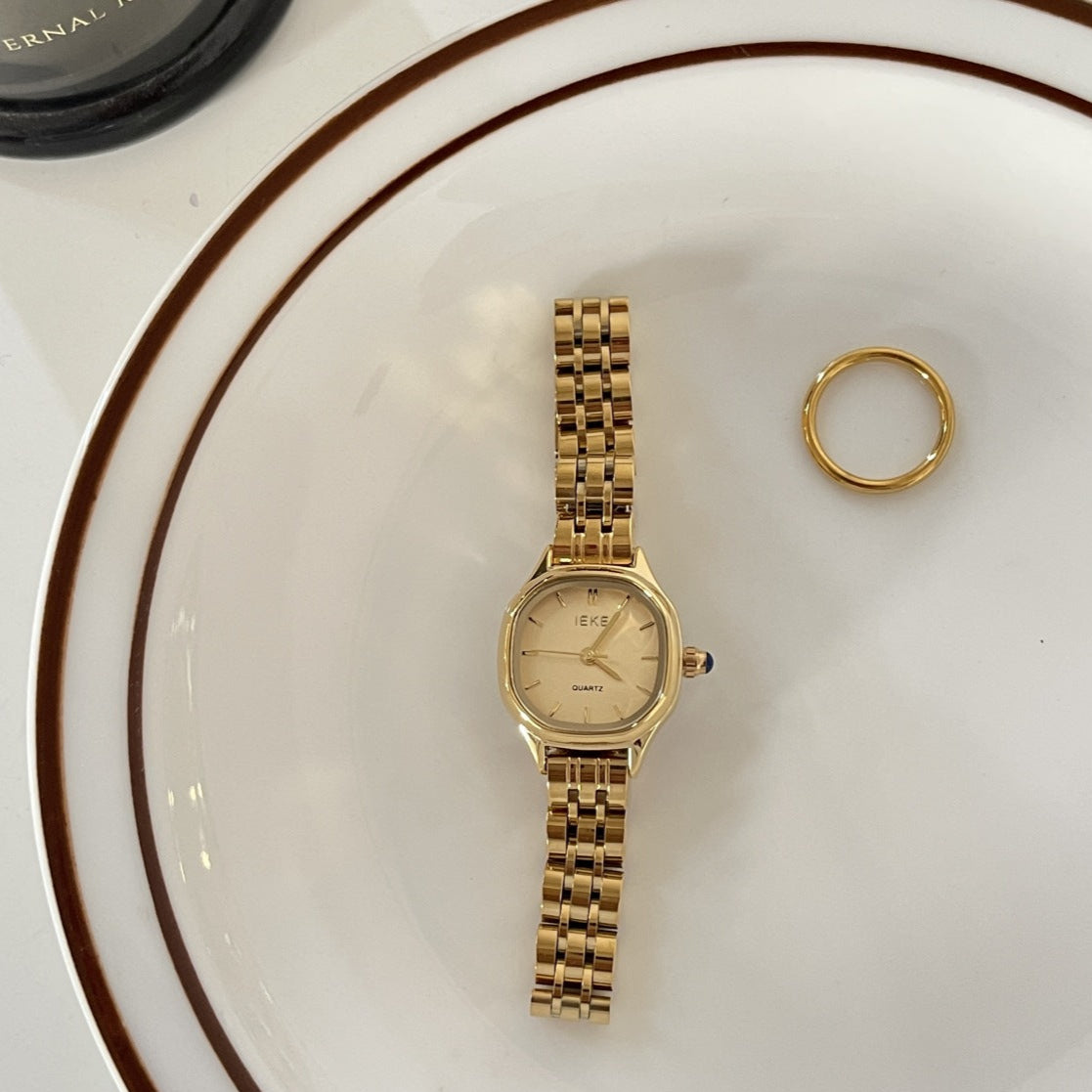 Weibliche Retro Quadratische Sommeruhr für Damen