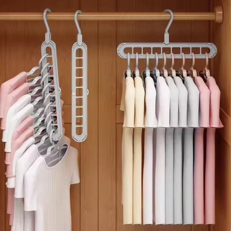 Hango™ – Drehbarer Kleiderbügel im praktischen 4er-Set [50 % Rabatt]