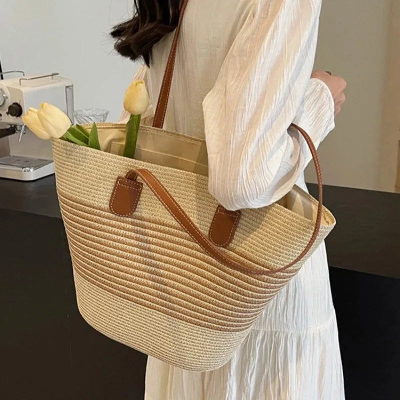 Roselle | Geräumige Strohzschultertasche Damen