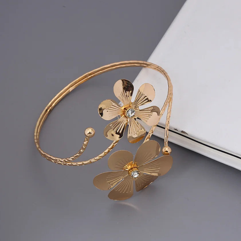 Blühende Schönheit Goldener Kreis Armband Ring Für Damen